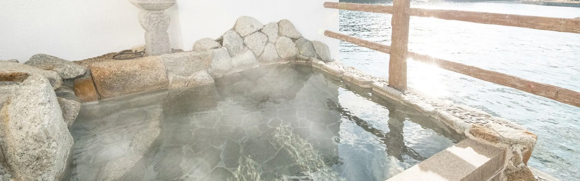 碧き島の宿 熊野別邸 中の島