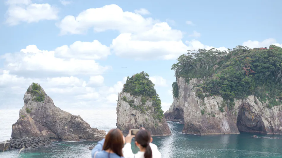 Aoki Shima no Yado Kumano Bettei Nakanoshima