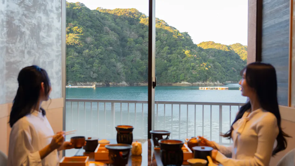 Aoki Shima no Yado Kumano Bettei Nakanoshima
