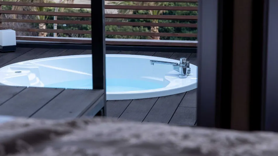 Irago Hotel & Resort