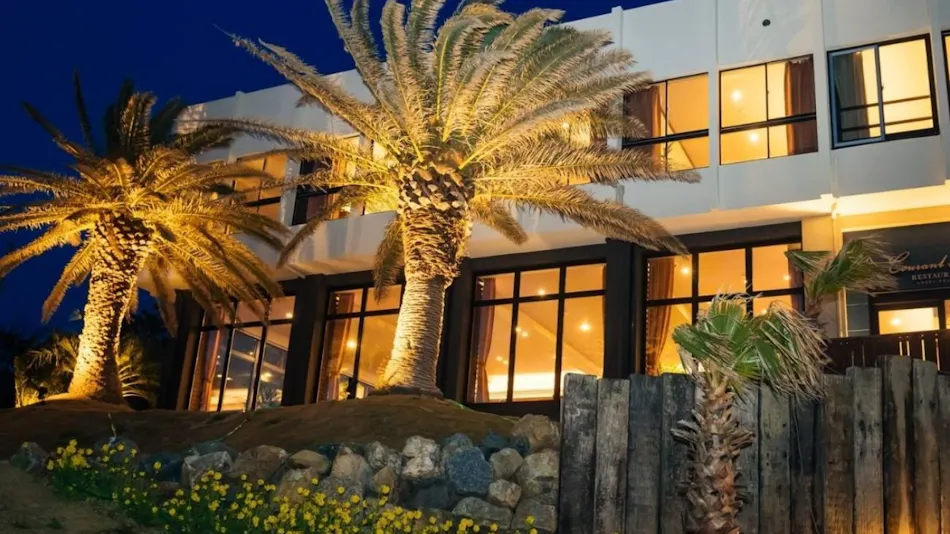 Irago Hotel & Resort