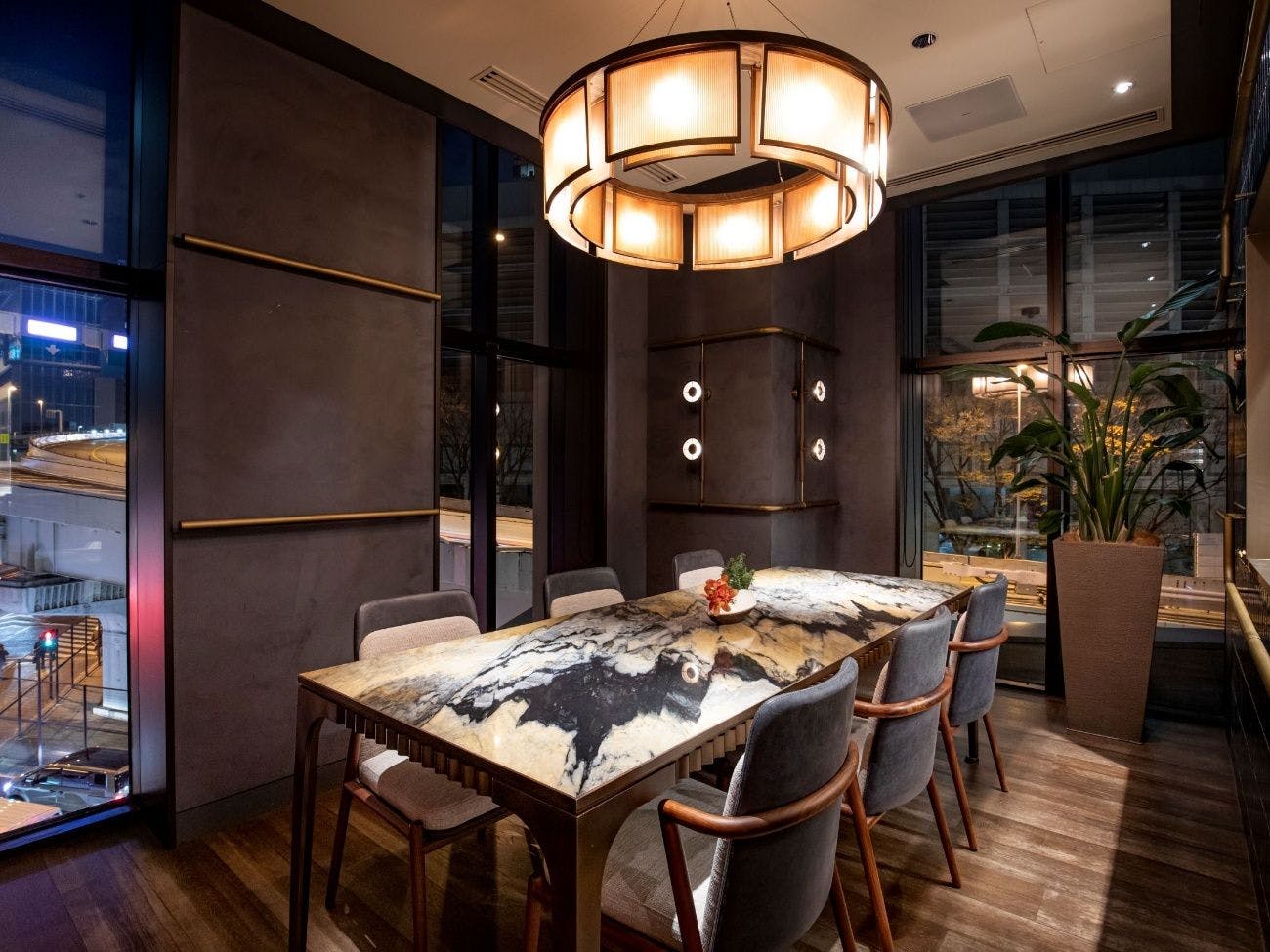 キンプトン新宿東京 by IHG
