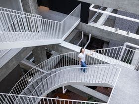 ＳＨＩＲＯＩＹＡＨＯＴＥＬ（白井屋ホテル）