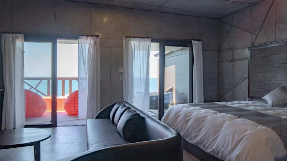 Ocean View and Guinness Certified Inn: All Rooms with Private Open-Air Bath - XYZ Speciale