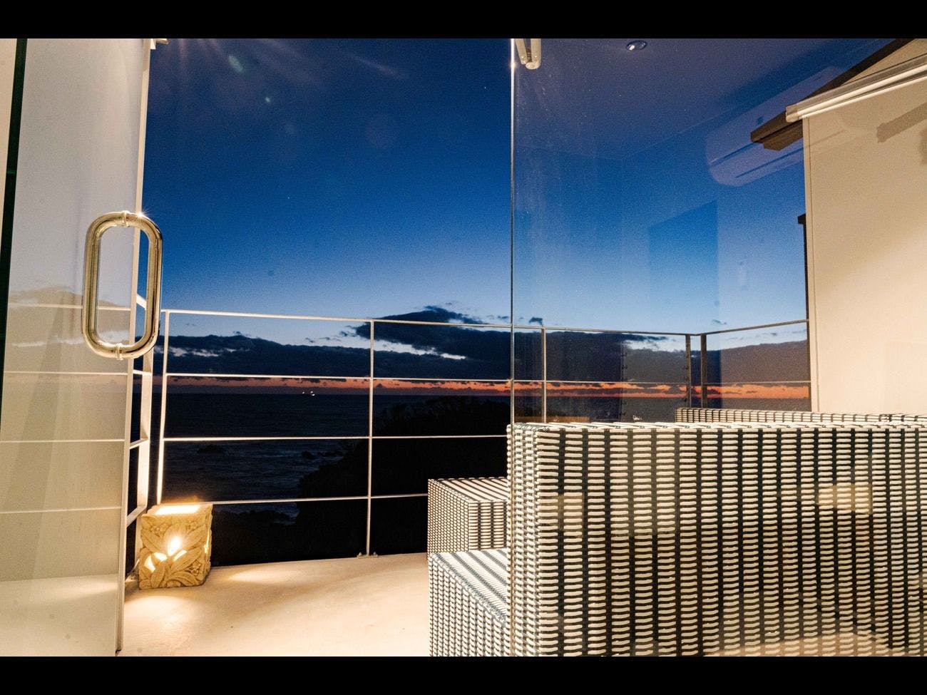 海絶景とギネス認定の宿 全室露天風呂付離れ　XYZスペチアーレ