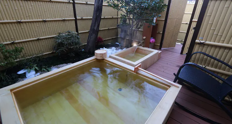 自然浴 離れの湯 あけび 露天風呂付き客室が人気の宿 宿泊予約は 一休 Com 自然浴 離れの湯 あけび 露天風呂付き客室が人気の宿 宿泊予約は 一休 Com