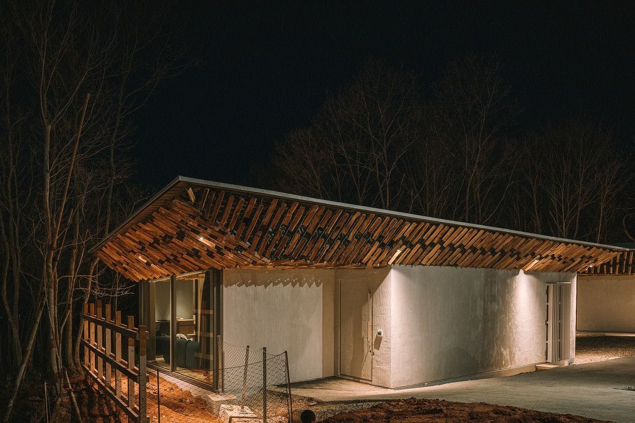 Snow Peak FIELD SUITE SPA HEADQUARTERS