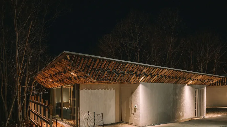 Snow Peak FIELD SUITE SPA HEADQUARTERS