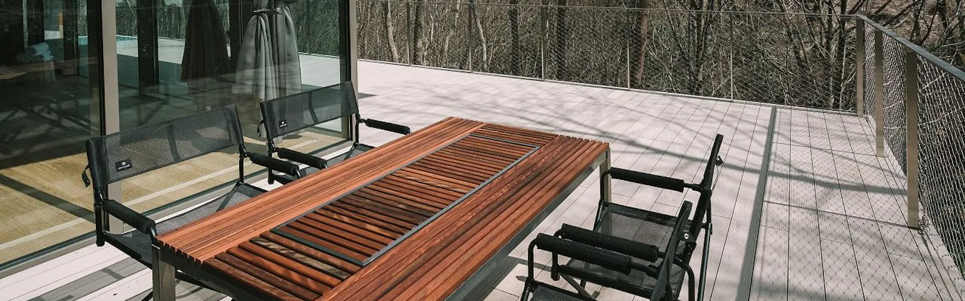 Snow Peak FIELD SUITE SPA HEADQUARTERS