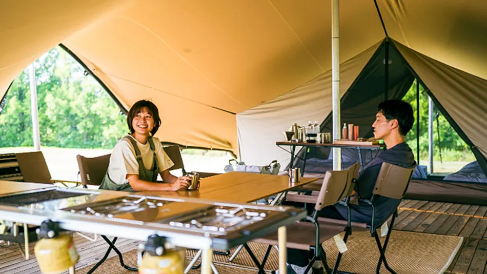 Snow Peak FIELD SUITE SPA HEADQUARTERS