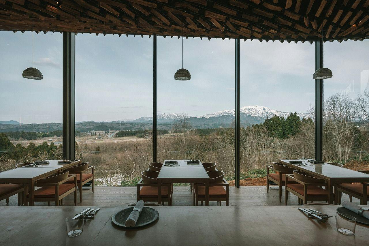 Snow Peak FIELD SUITE SPA HEADQUARTERS