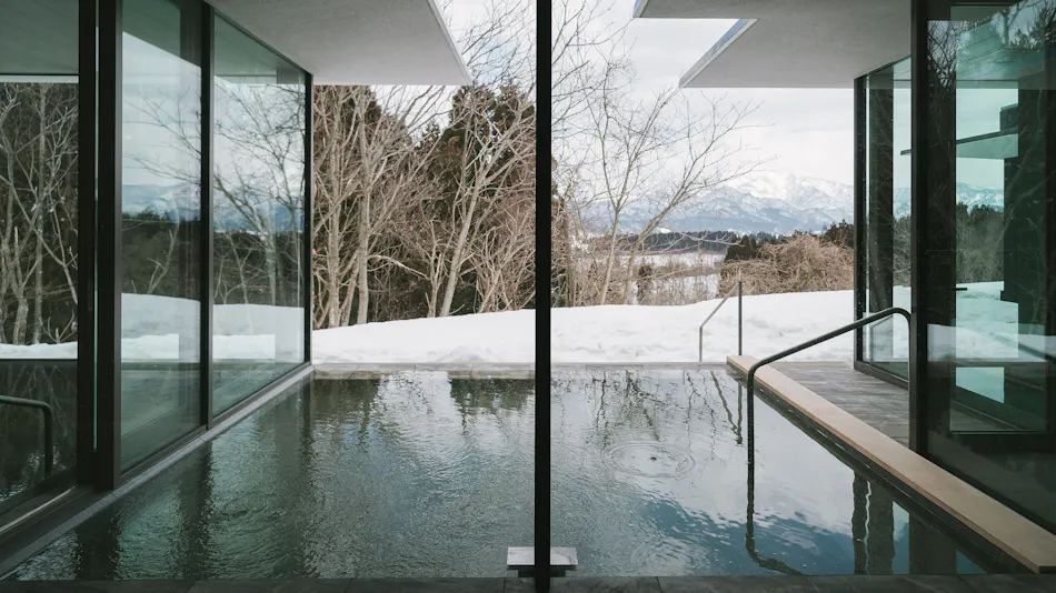 Snow Peak FIELD SUITE SPA HEADQUARTERS