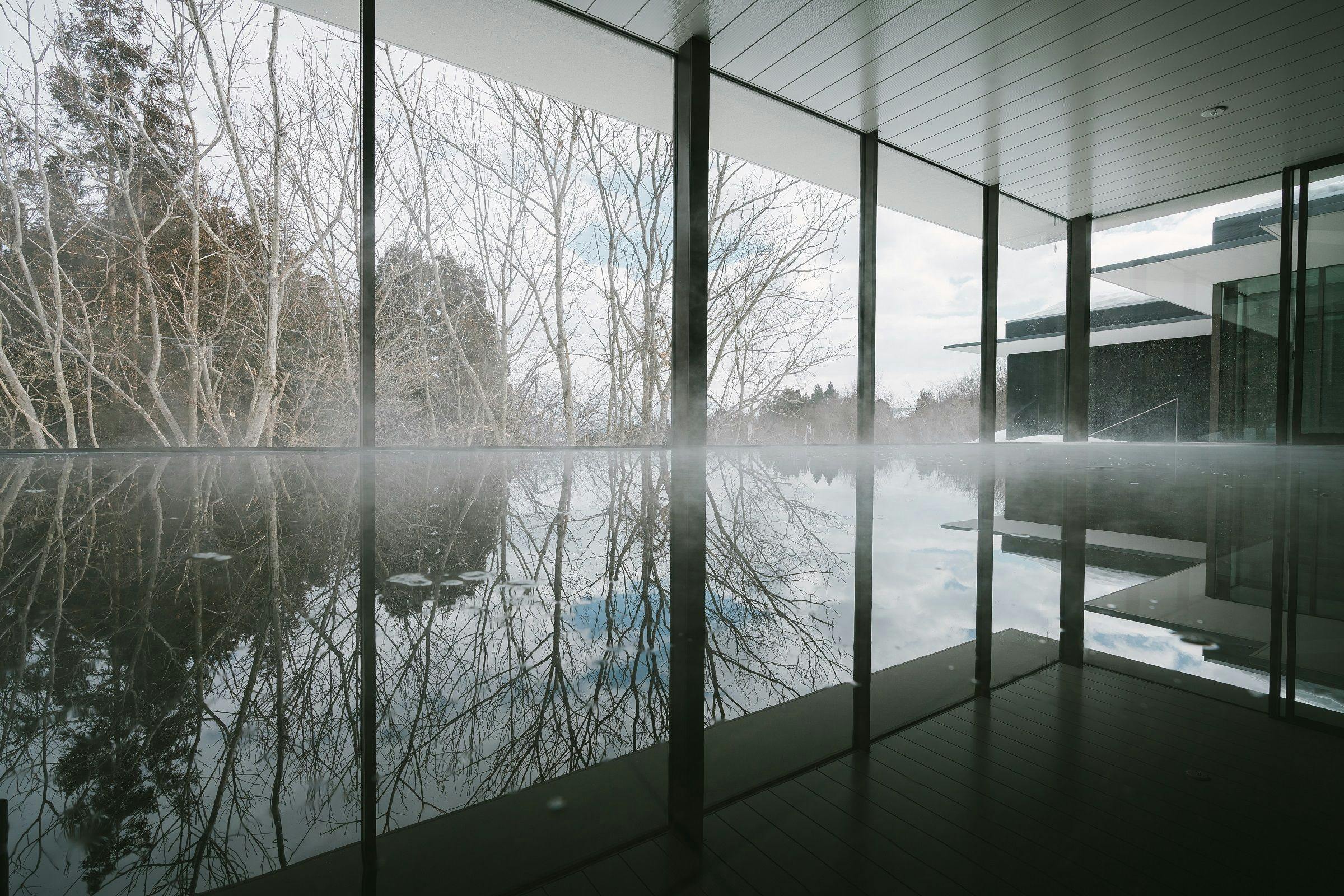 Snow Peak FIELD SUITE SPA HEADQUARTERS
