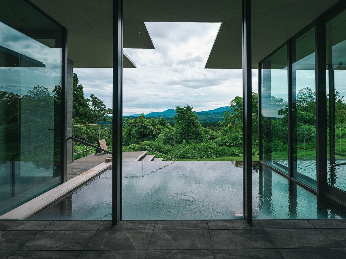 Snow Peak FIELD SUITE SPA HEADQUARTERS
