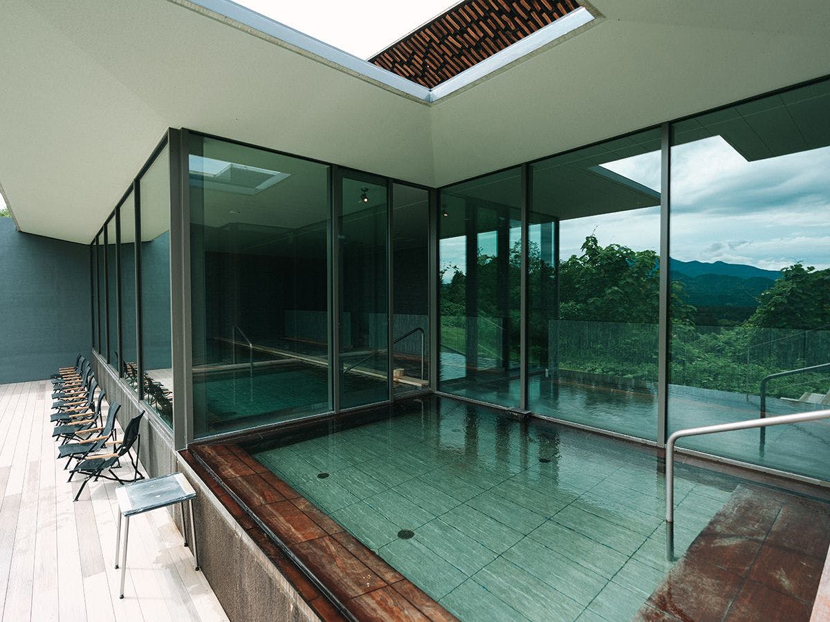 Snow Peak FIELD SUITE SPA HEADQUARTERS