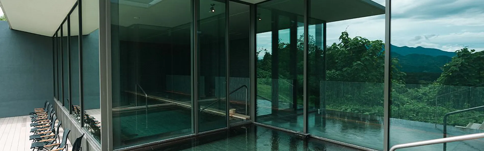 Snow Peak FIELD SUITE SPA HEADQUARTERS
