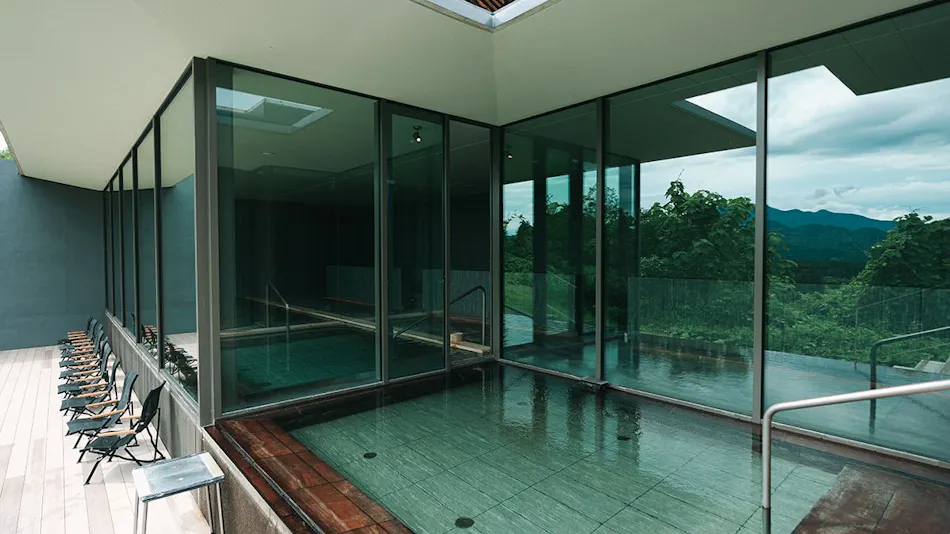 Snow Peak FIELD SUITE SPA HEADQUARTERS