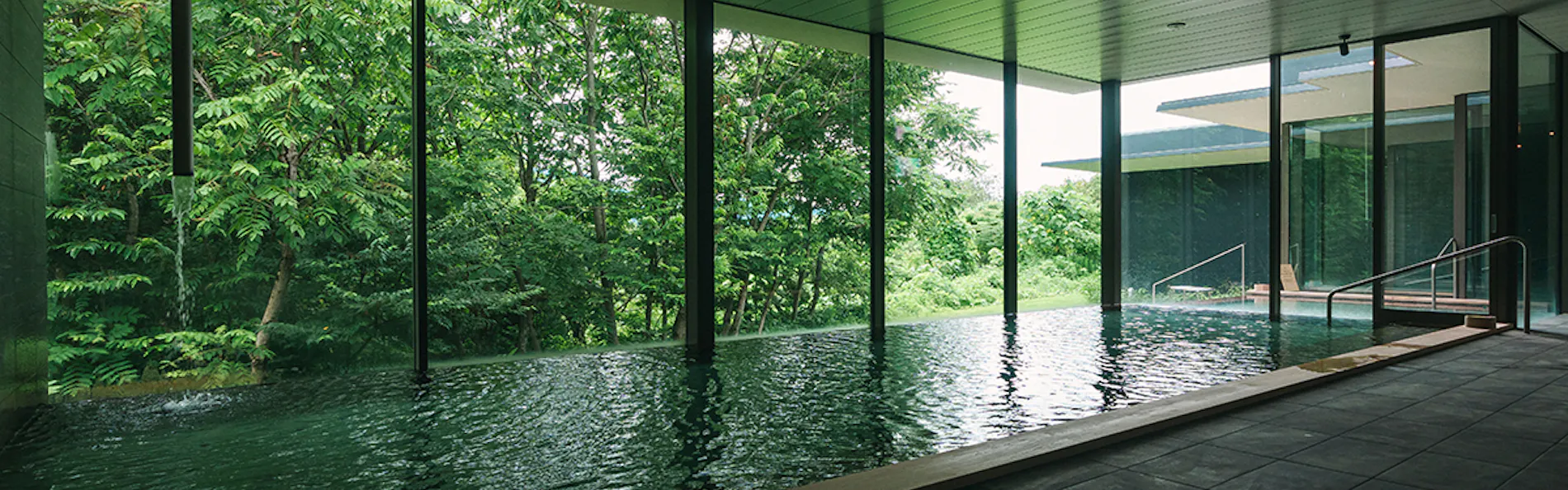 Snow Peak FIELD SUITE SPA HEADQUARTERS