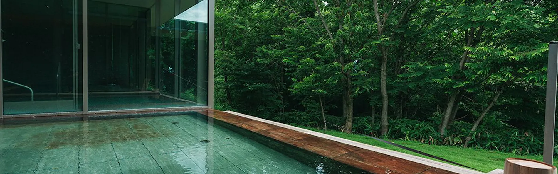 Snow Peak FIELD SUITE SPA HEADQUARTERS