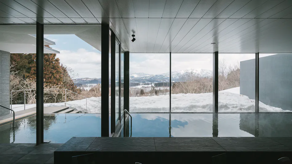 Snow Peak FIELD SUITE SPA HEADQUARTERS