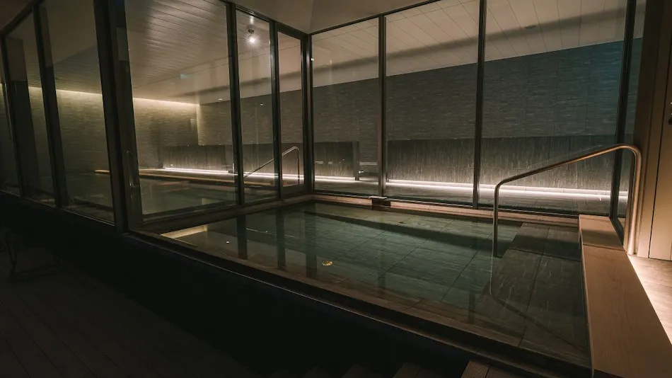 Snow Peak FIELD SUITE SPA HEADQUARTERS