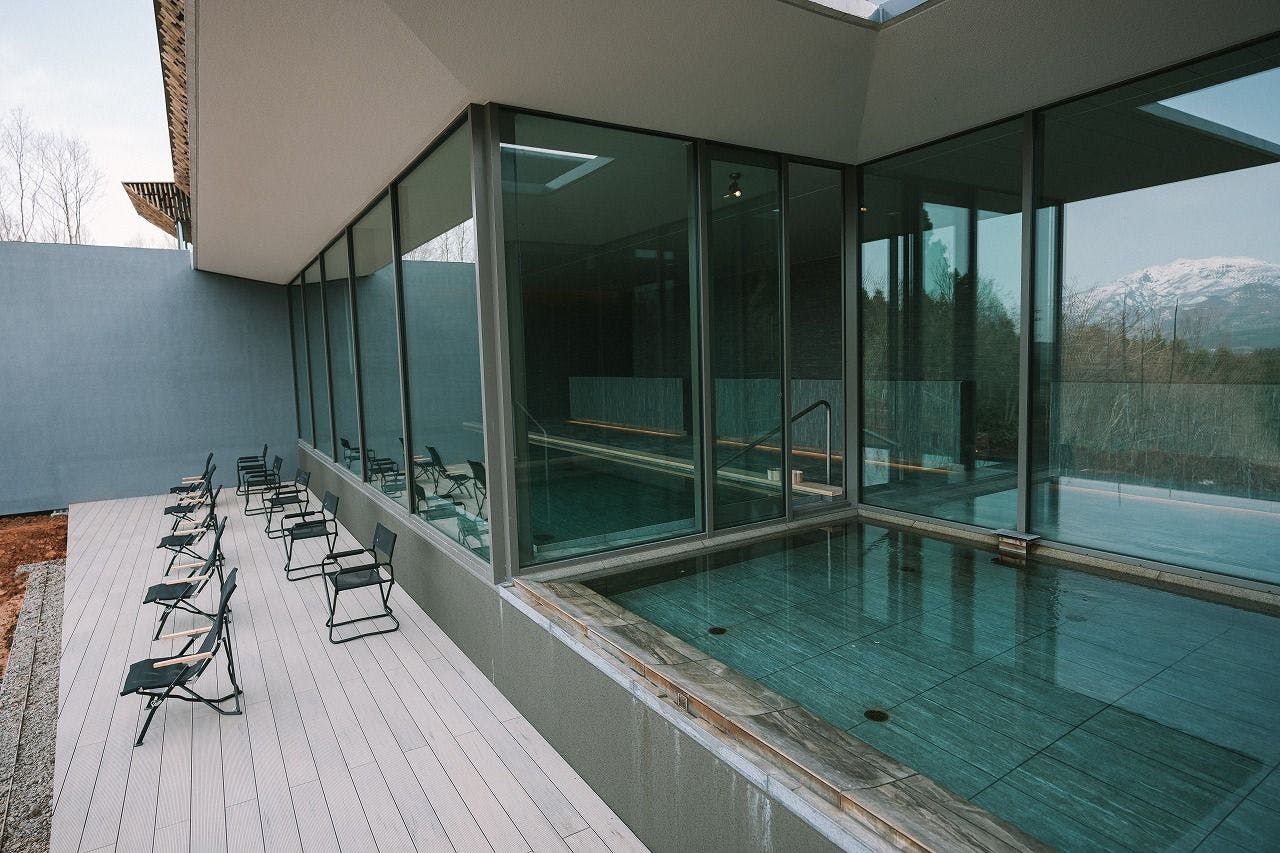 Snow Peak FIELD SUITE SPA HEADQUARTERS