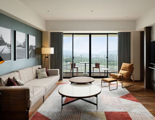 サーキット ビュー スイート リビング