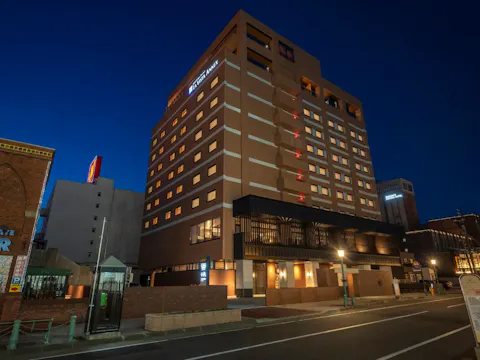 ラビスタ函館ベイANNEX 外観（夜）