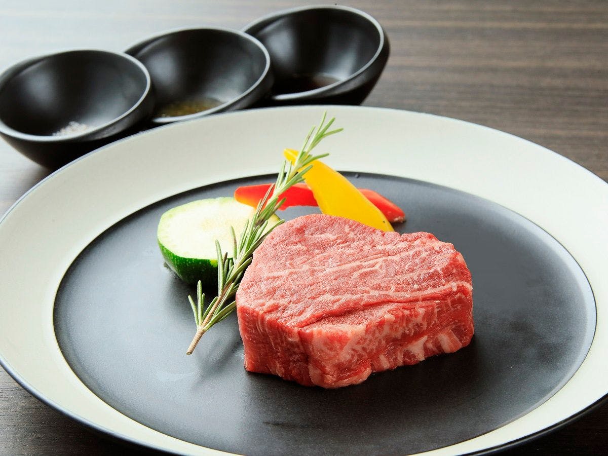 フォートリート草津 - 【スタンダード】炎の演出で彩る上州牛