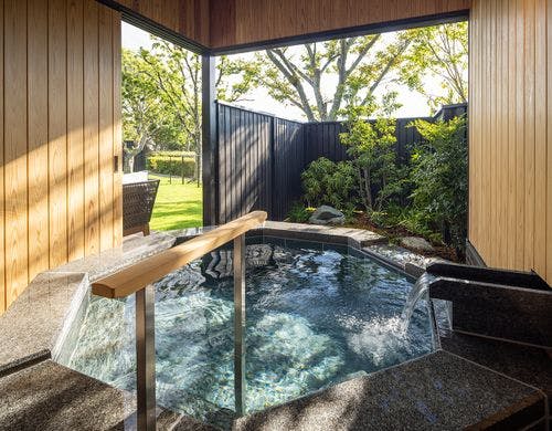 温泉露天風呂付ドッグフレンドリーヴィラ