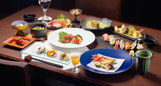 信州和牛と特上寿司を堪能!豪華ディナーコース【1泊2食付】【源泉掛け流し露天風呂付きスイートヴィラ】