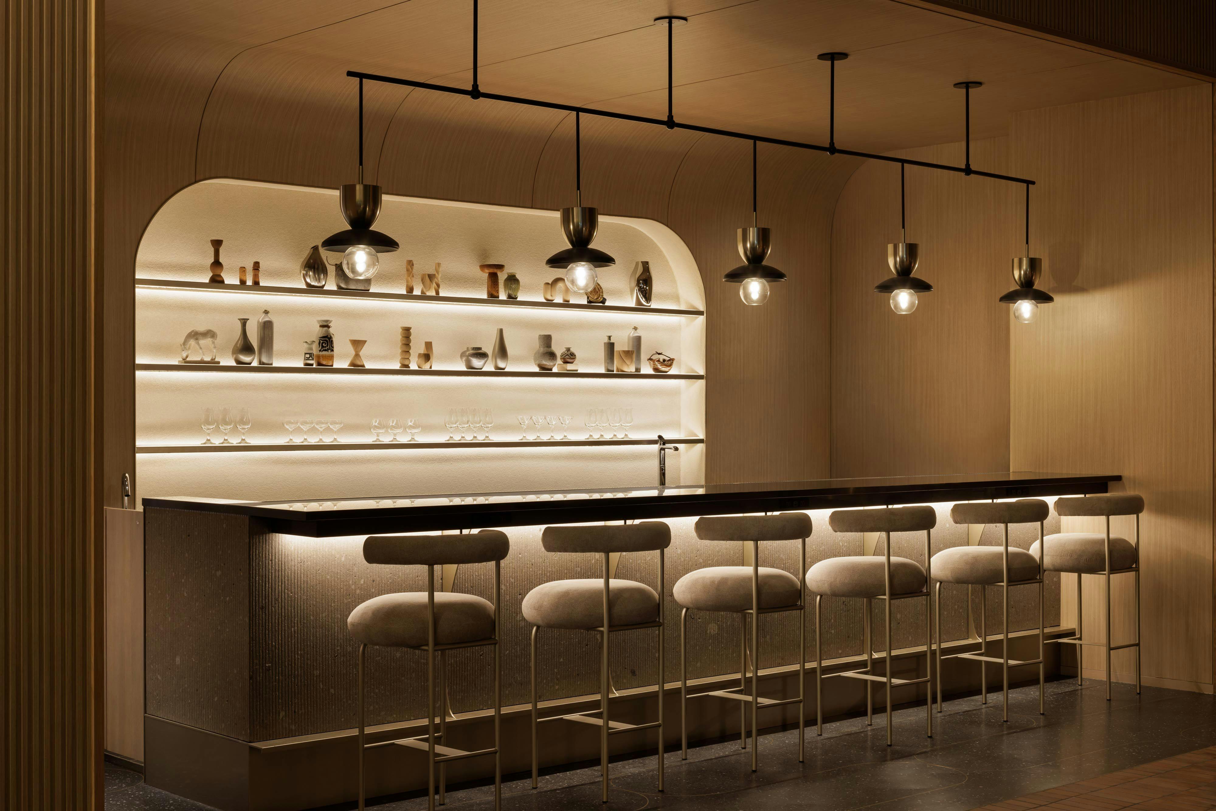 ชั้น 1 'The Lounge'