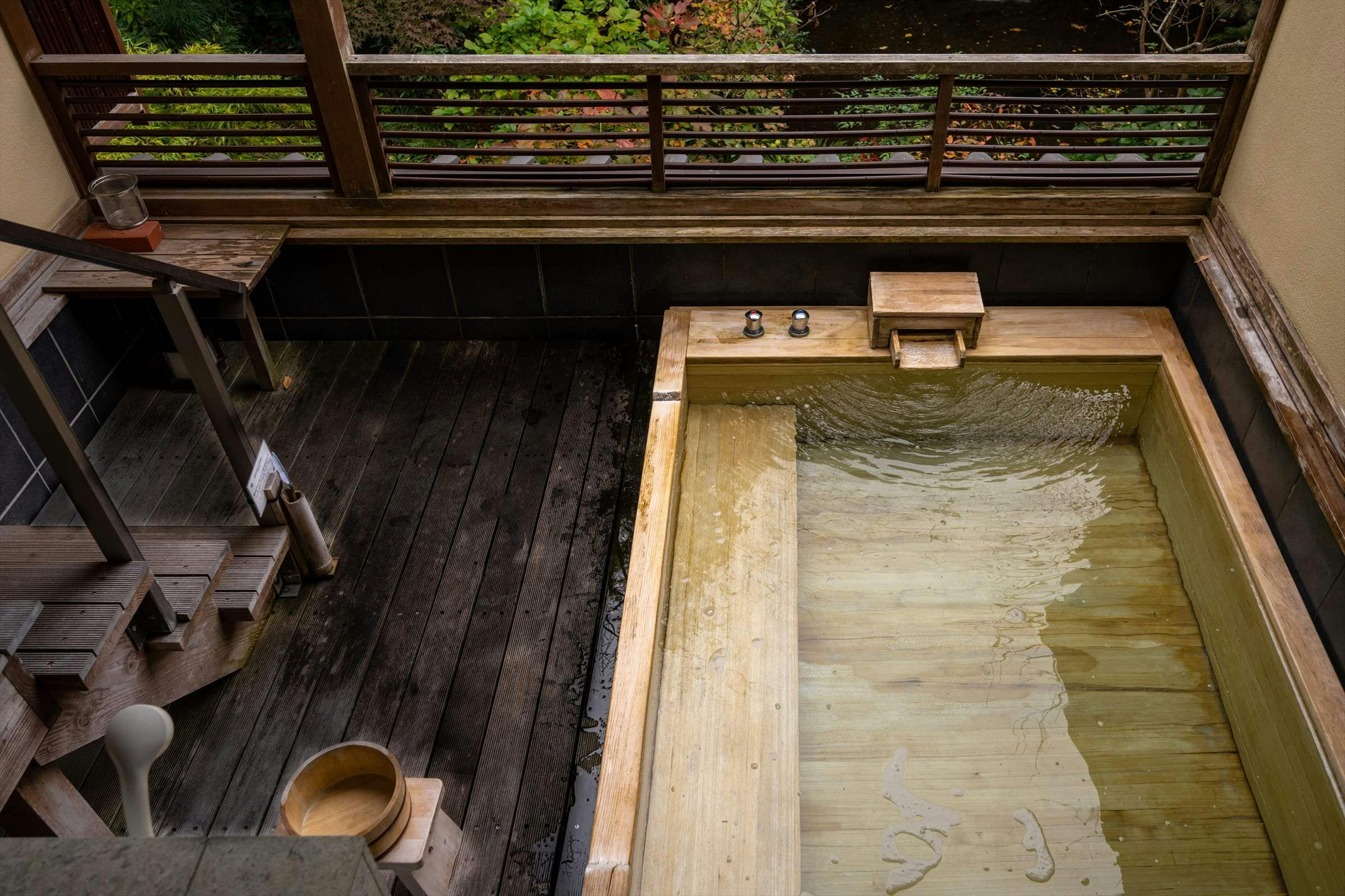 元湯　陣屋