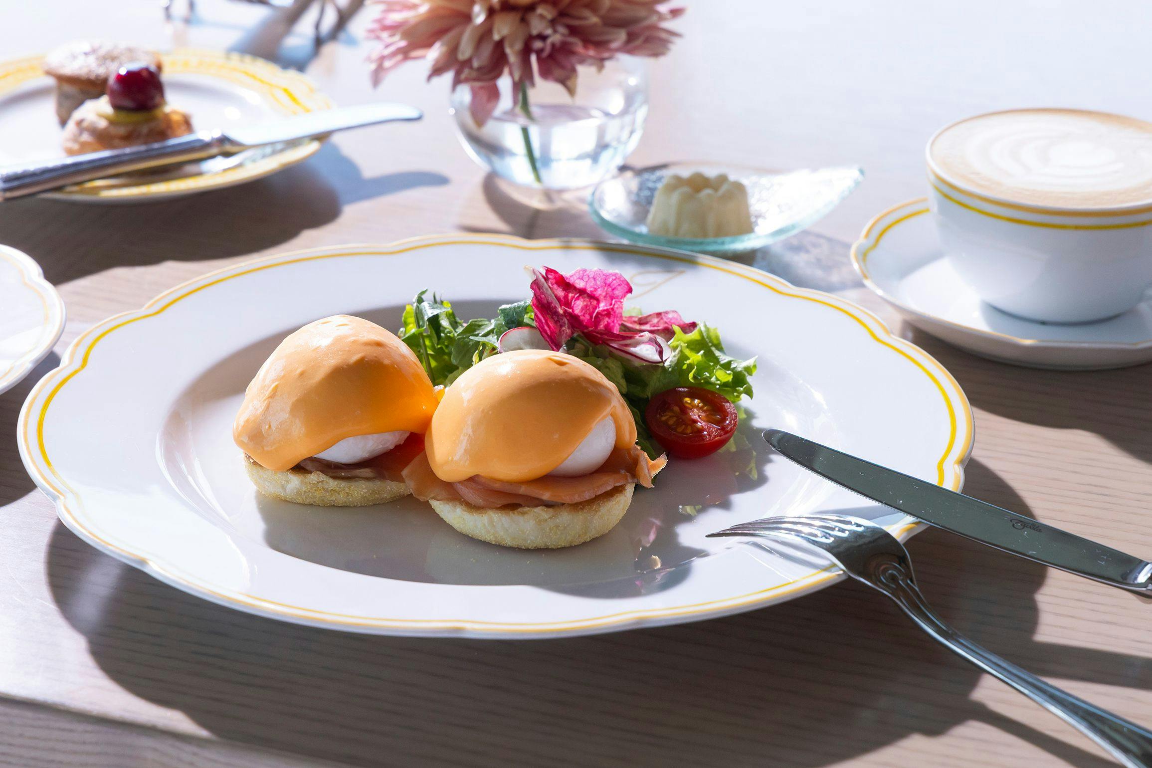 【早期割引】7日前までのご予約がお得｜ウォルドーフ伝統の朝食で始まる大阪ラグジュアリーステイ
