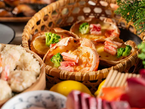 【冬季限定】本ずわい蟹が食べ放題「まるごとカニ祭」を満喫!飲み放題付ビュッフェ 夕朝食