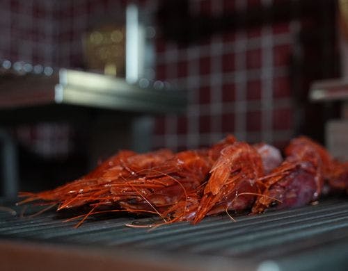 【薪火で焼き上げるカラビネーロ】