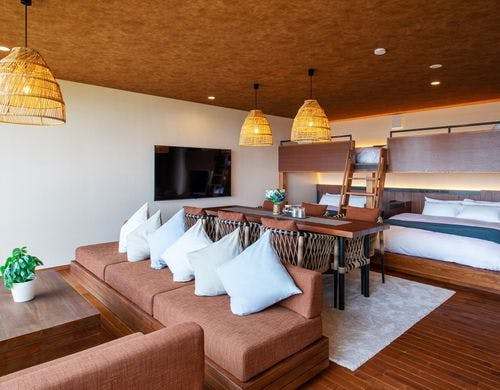 バンクフォースルーム