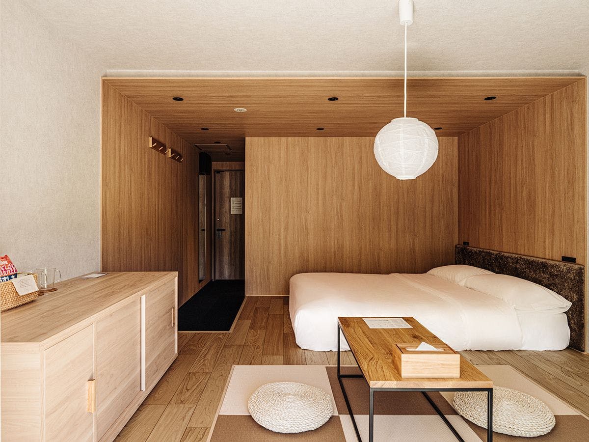 木の温もりに包まれたスタンダードダブル