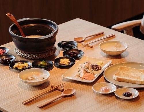 地元の恵みを味わう朝食