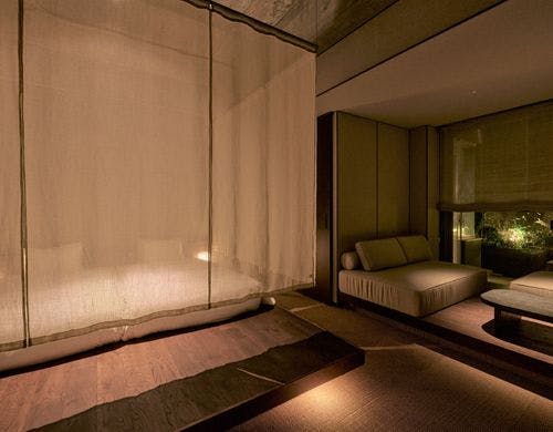 滞在シーン（夜）