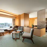 Deluxe Suite (Twin Beds)