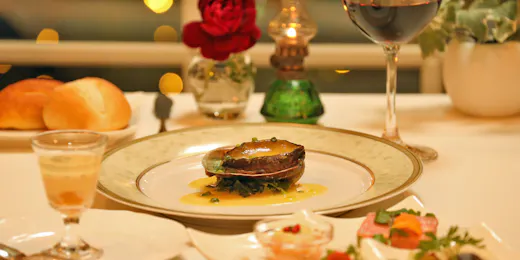 Auberge of the Little Forest - Clarisse of the Flower Forest