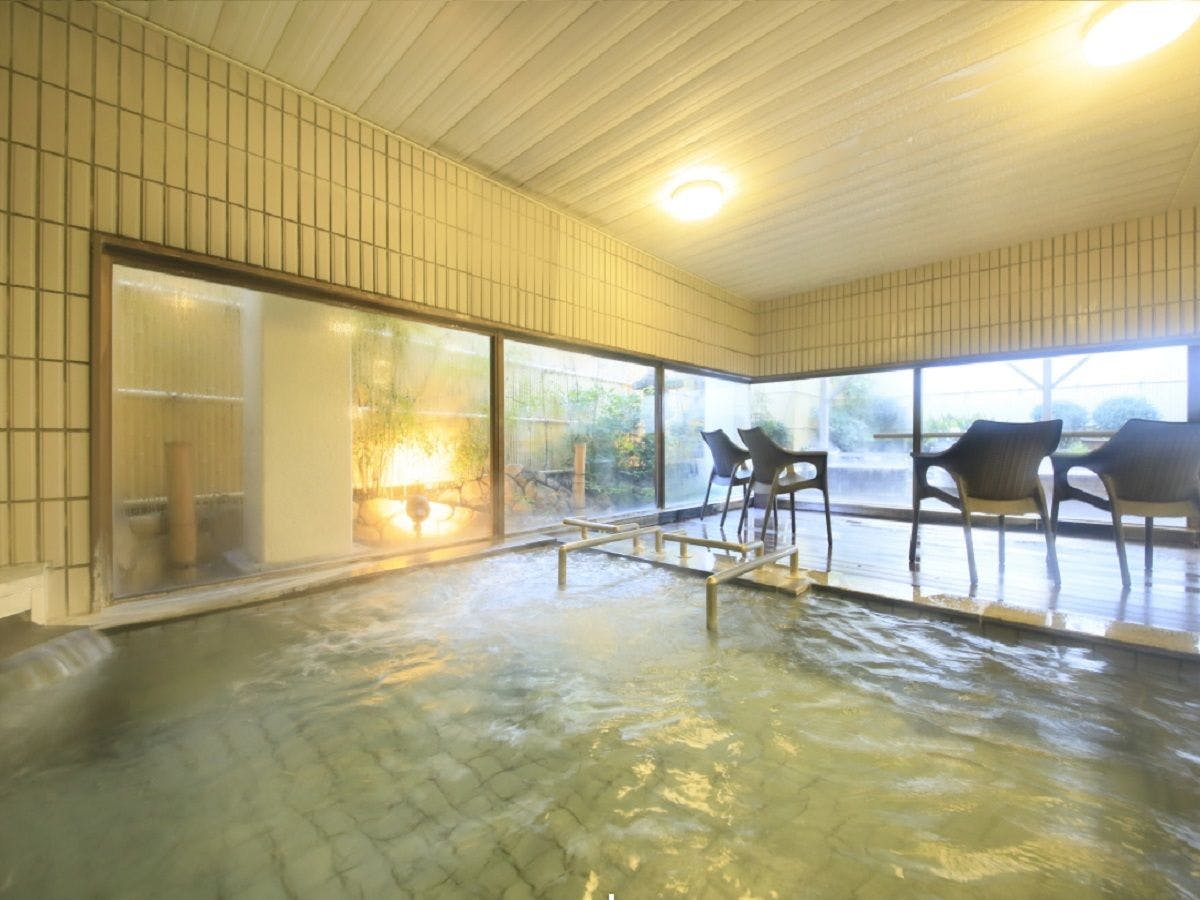 湯坂温泉郷　賀茂川荘
