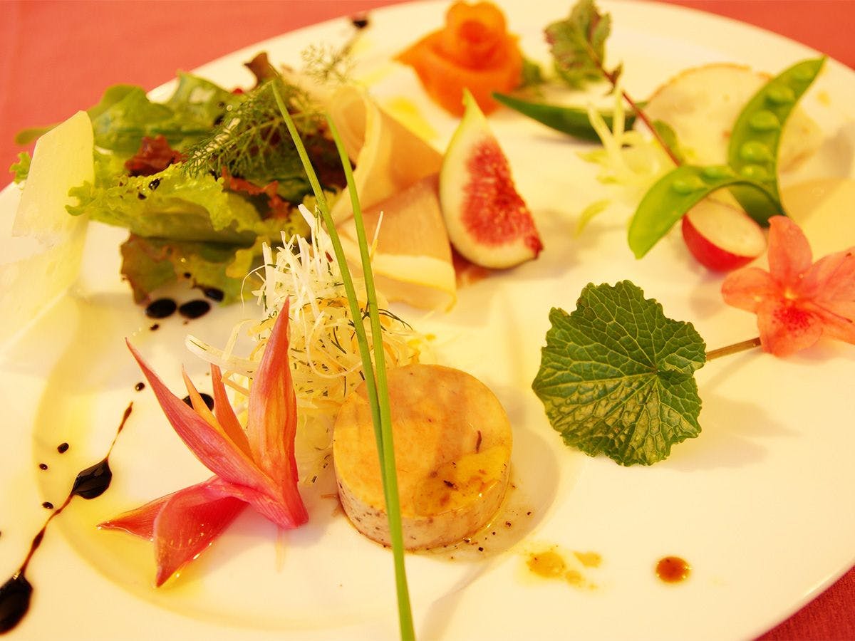 八ヶ岳の恵みを味わうレストラン＆ホテル　オーベルジュ清里