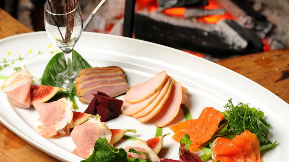 Auberge Kiyosato: Restaurant & Hotel to Savor the Blessings of Yatsugatake