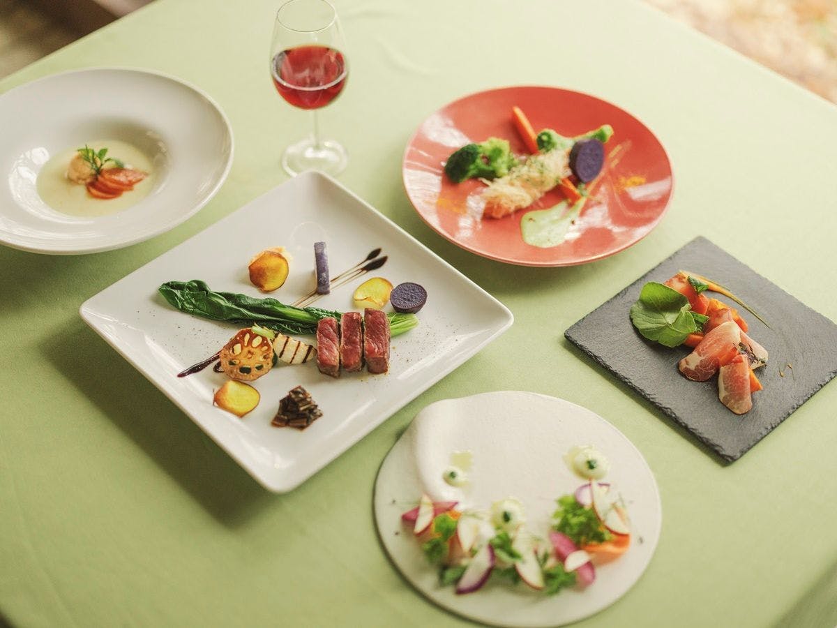 八ヶ岳の恵みを味わうレストラン＆ホテル　オーベルジュ清里