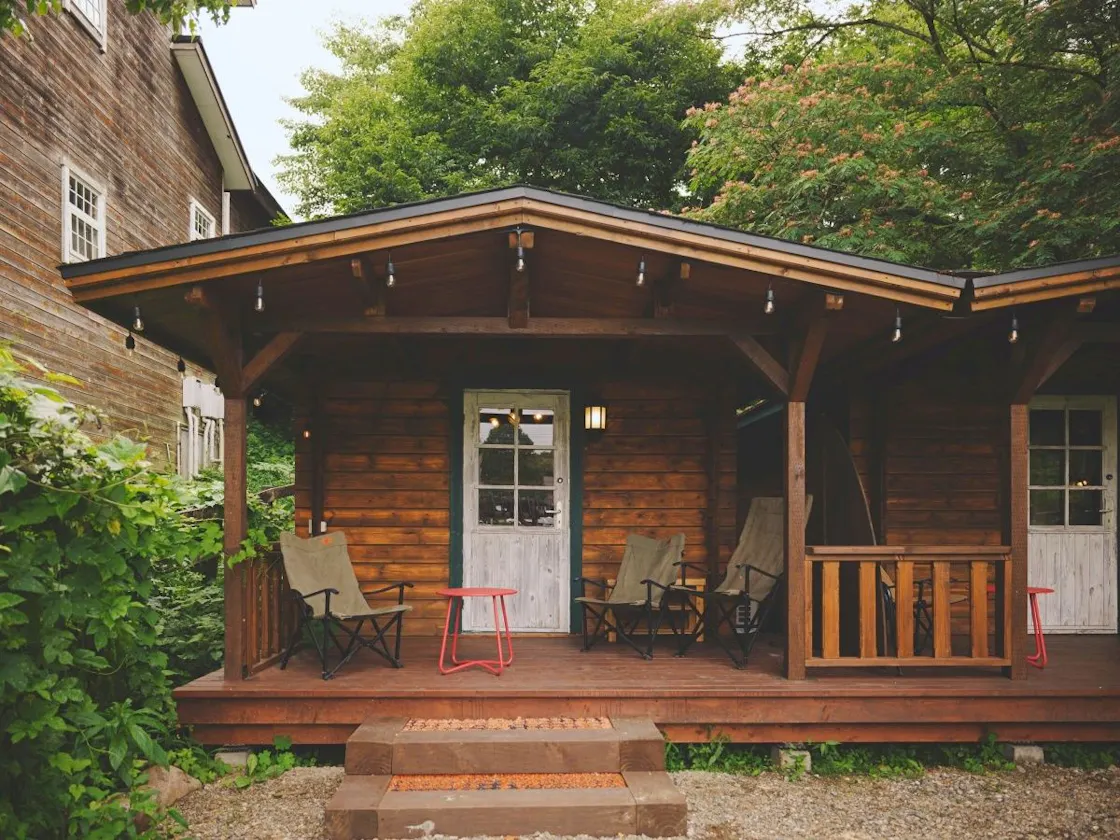 *ログキャビン外観