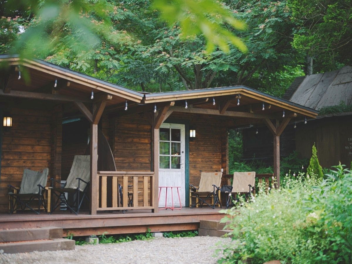 *ログキャビン外観