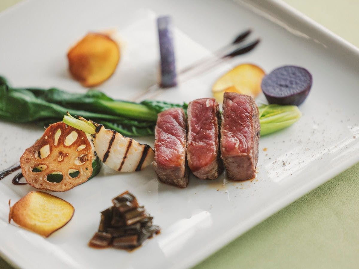 八ヶ岳の恵みを味わうレストラン＆ホテル　オーベルジュ清里