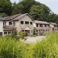 夏の施設全景
